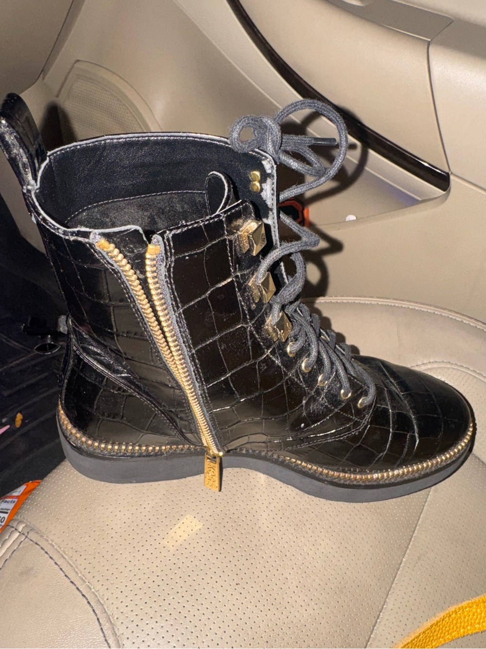 MICHAEL Michael Kors Haskell Croc Embossed Leather Combat Boots 9M like new